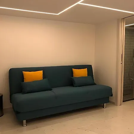 Apartment Ficurinia Bnb